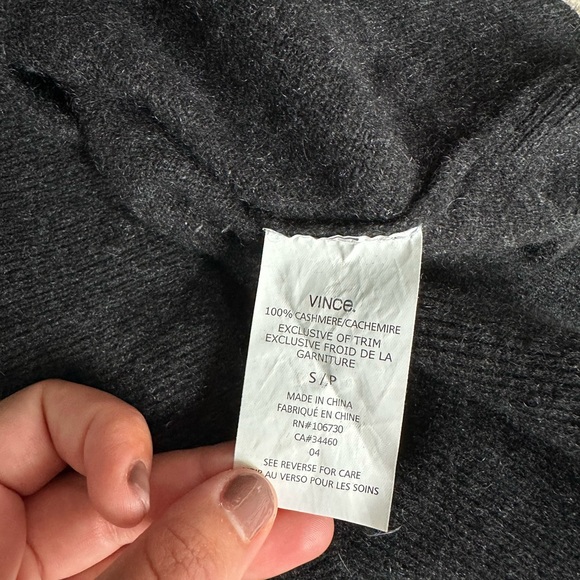 VINCE Cashmere V-Neck Sweater - Picture 6 of 7